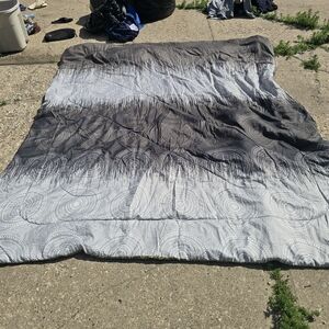 Elegant Gray Ombre Bedding Set